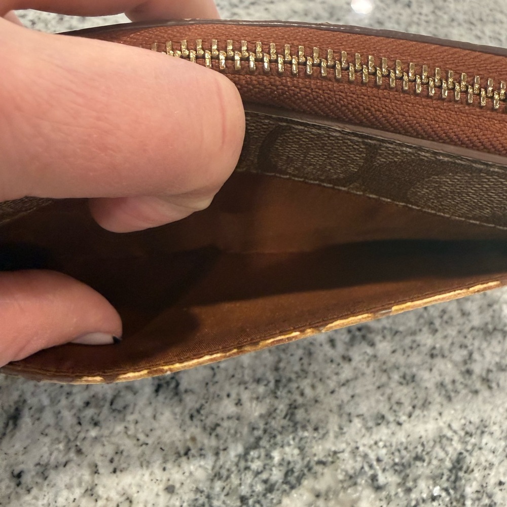 Coach Tan Signature Pattern Wallet - Picture 9 of 16